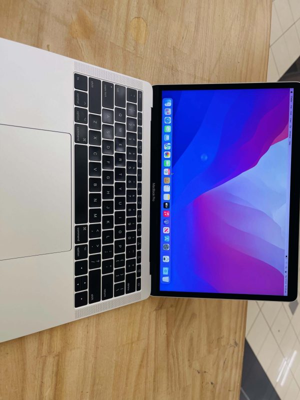Macbook Pro A1708 - Image 9